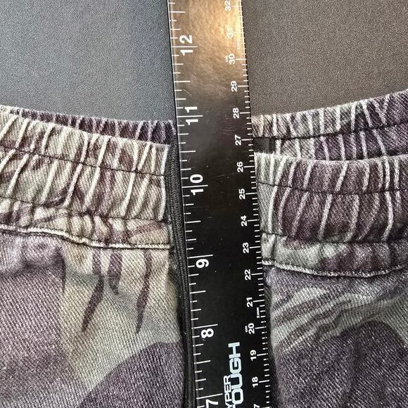 Qilo Men's WRMFZY Camo Leaf‎ Print Drawstring Waist Shorts Green Size Small - Picture 9 of 10